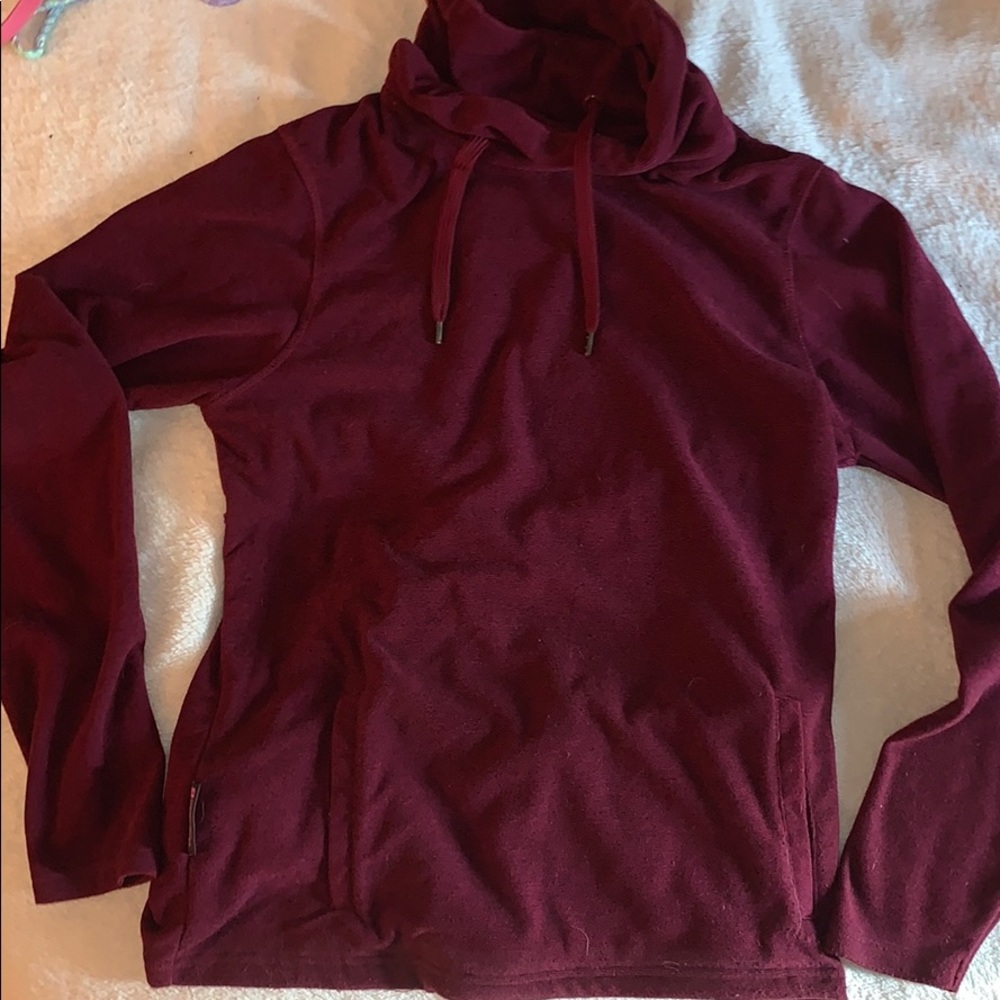 Maroon sweatshirt